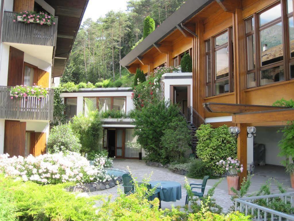 Comano Cattoni Holiday Ponte delle Arche Exterior foto